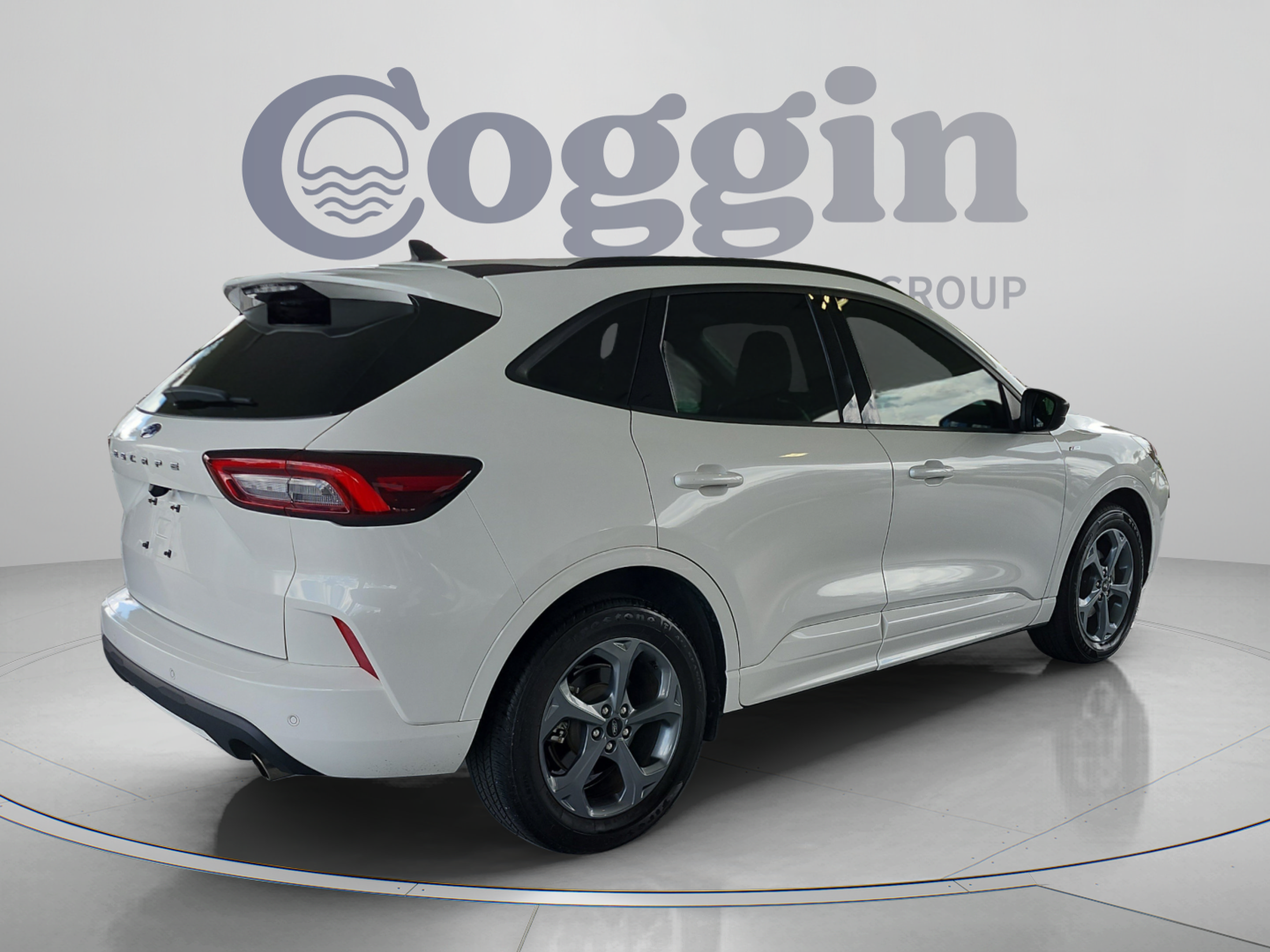 Certified 2023 Ford Escape ST-Line FWD image 5