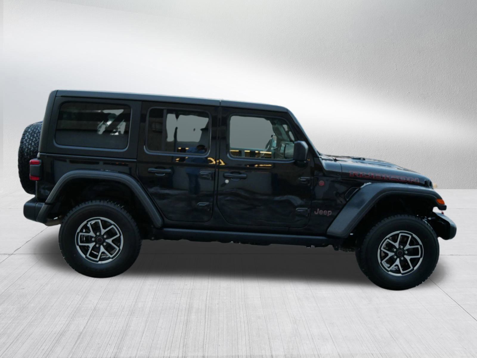 Used 2024 Jeep Wrangler Rubicon image 6
