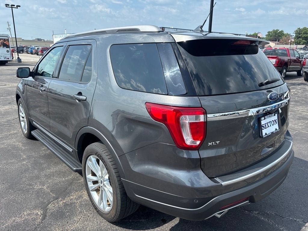 Certified 2018 Ford Explorer XLT w/ Equipment Group 202A AWD/4WD image 10