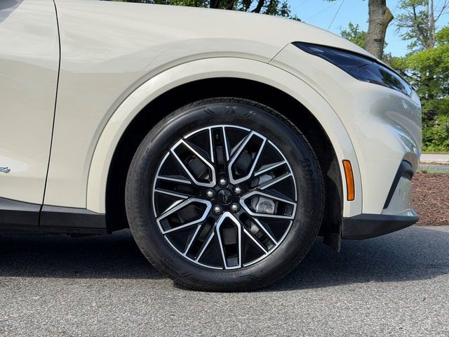 Certified 2025 Ford Mustang Mach-E Premium AWD/4WD image 25