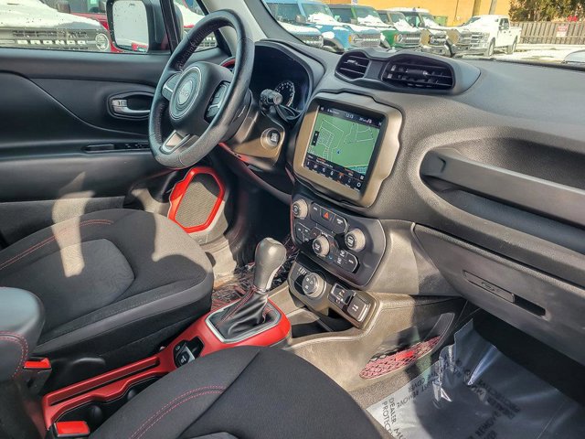 Used 2020 Jeep Renegade Trailhawk w/ UConnect 8.4 Nav Group image 27