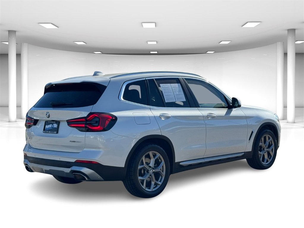 Used 2024 BMW X3 sDrive30i image 4