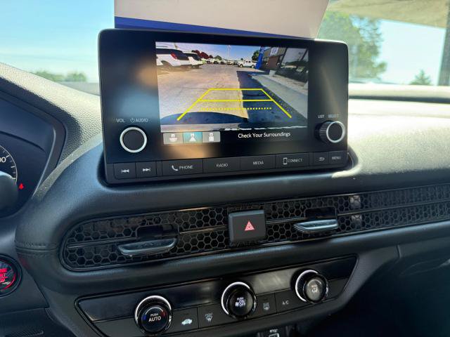 Used 2025 Honda HR-V LX image 8