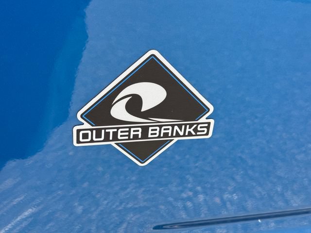 Certified 2025 Ford Bronco Sport Outer Banks w/ Outer Banks Tech Package+ AWD/4WD image 17