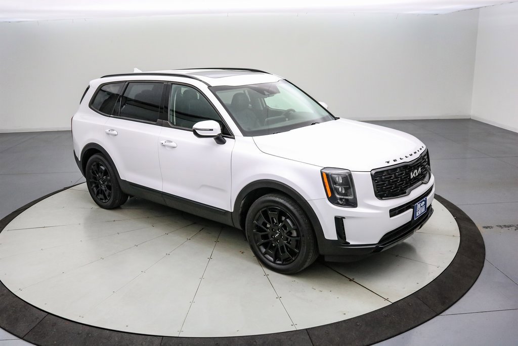Used 2022 Kia Telluride EX w/ EX Premium Package image 8