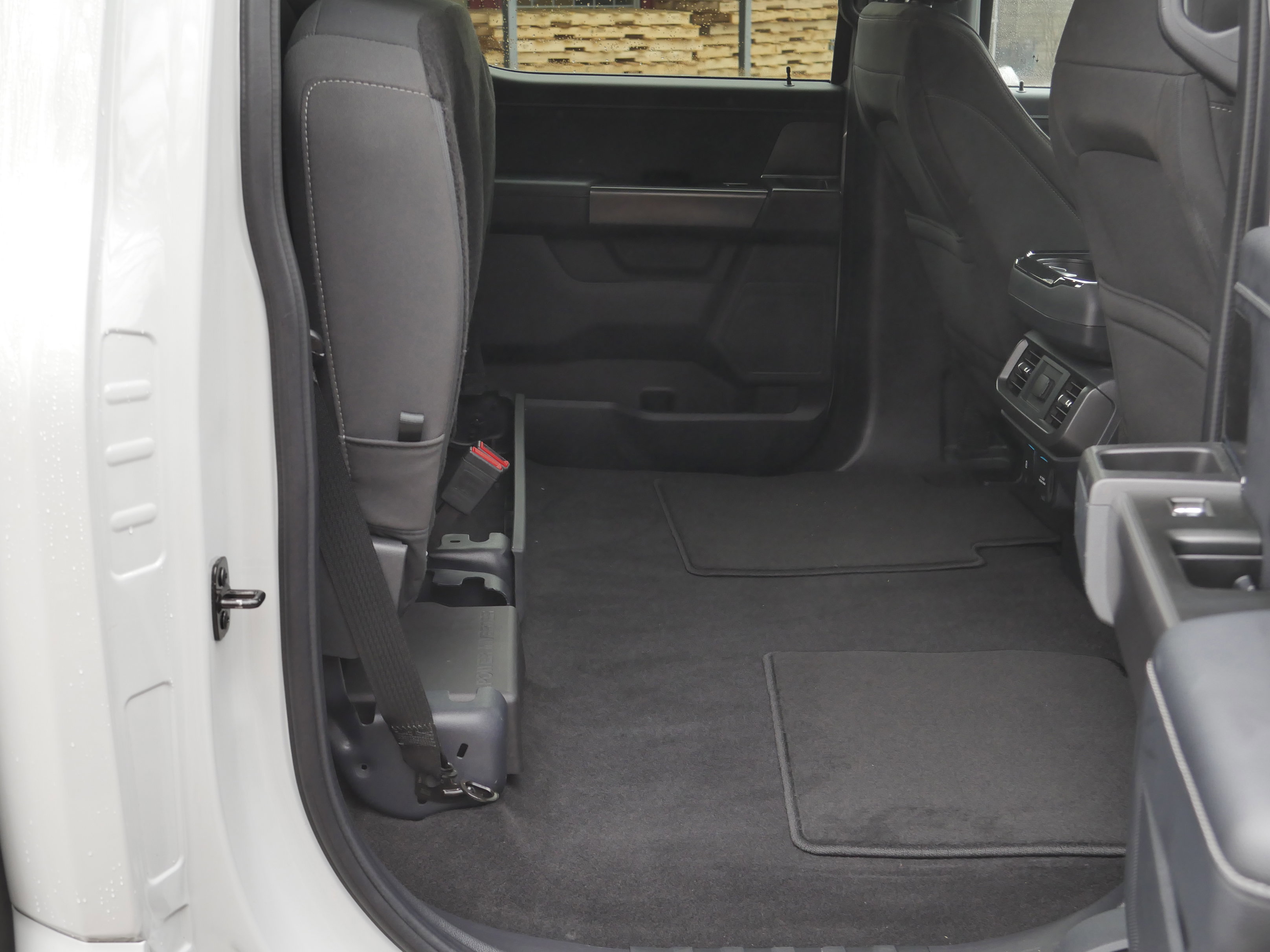 Certified 2024 Ford F150 XLT w/ Equipment Group 302A MID image 33