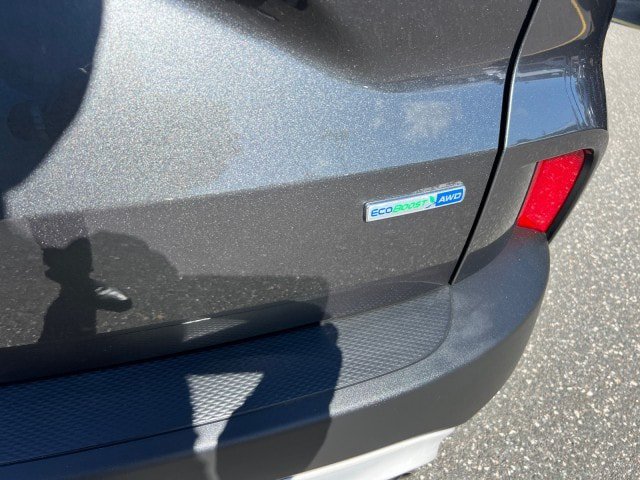 Certified 2020 Ford Escape SE AWD/4WD image 21