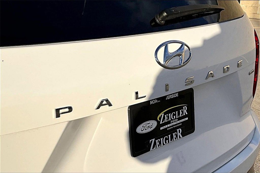 Used 2024 Hyundai Palisade Calligraphy image 8