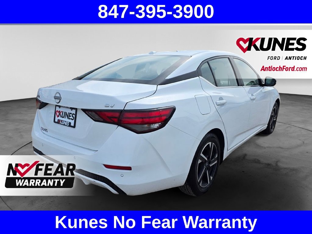Used 2024 Nissan Sentra SV FWD image 9