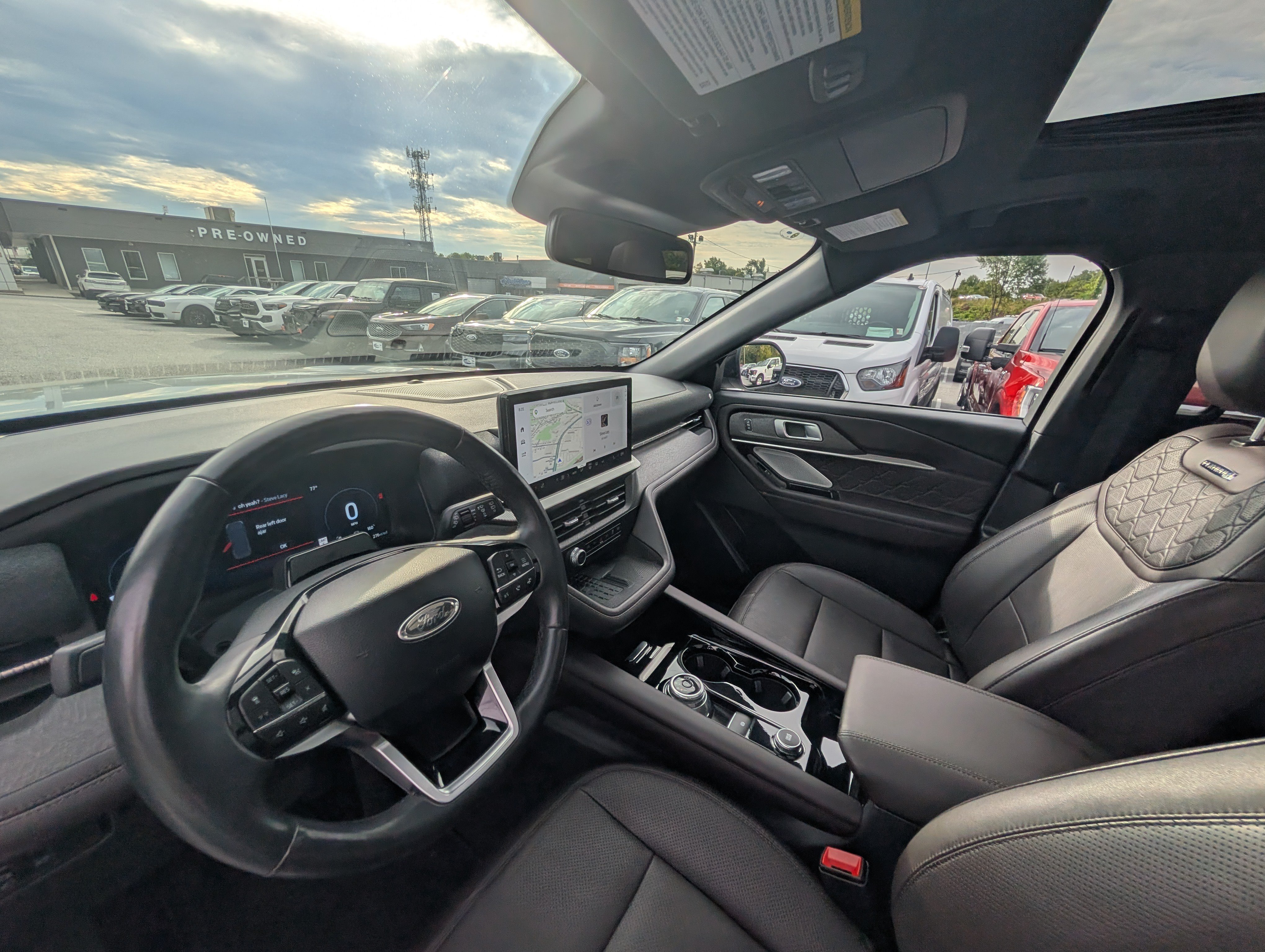 Certified 2025 Ford Explorer Platinum w/ LUX Leather Package AWD/4WD image 19