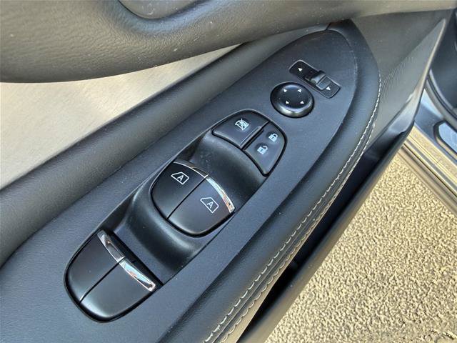 Used 2023 Nissan Murano SL AWD/4WD image 17
