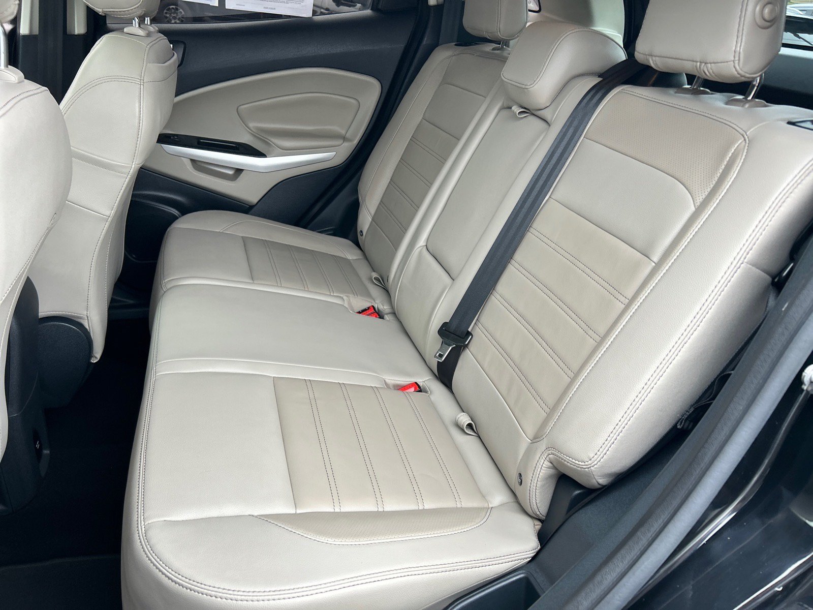 Certified 2020 Ford EcoSport Titanium FWD image 10