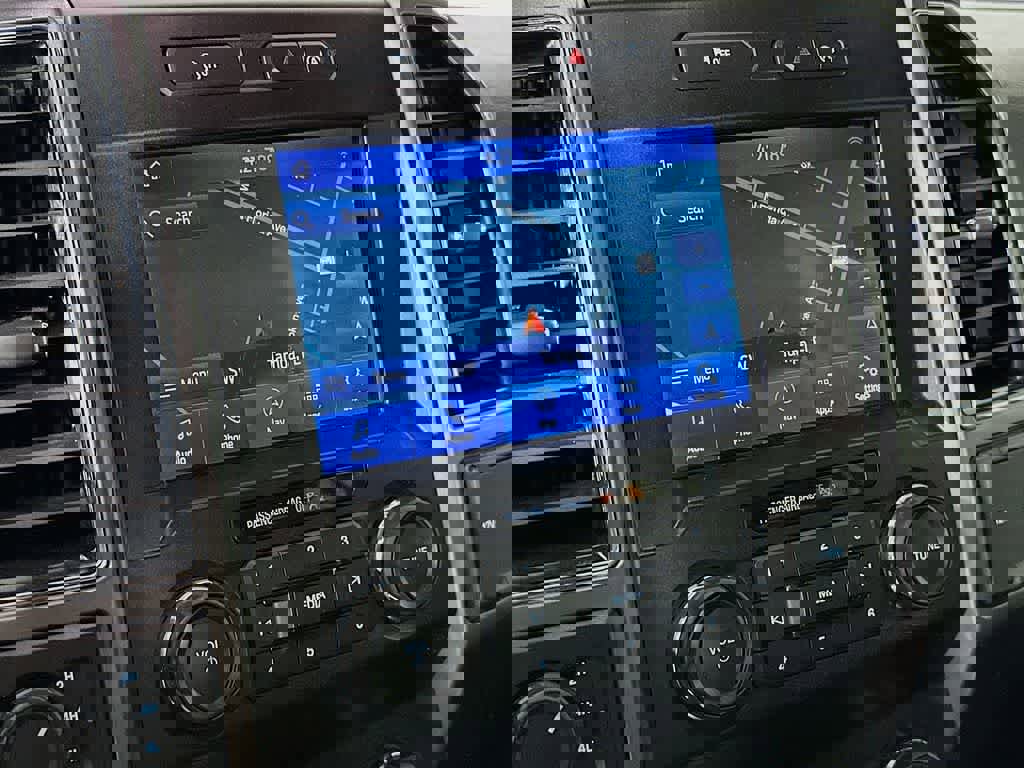 Certified 2020 Ford F150 XLT w/ Equipment Group 302A Luxury image 28