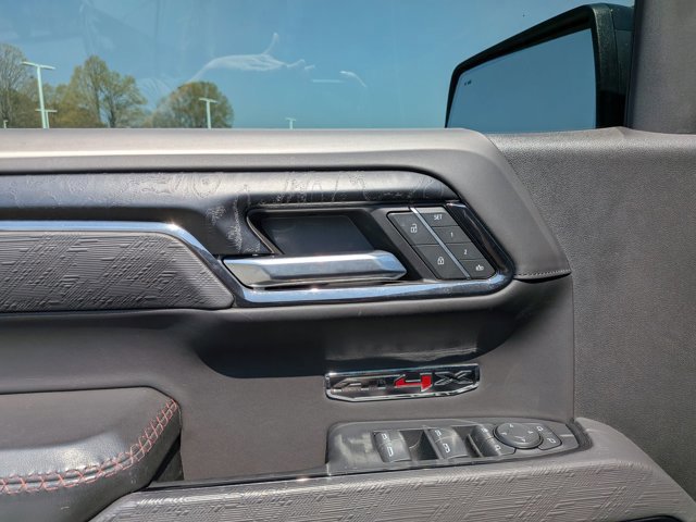 Used 2024 GMC Sierra 1500 AT4X image 13