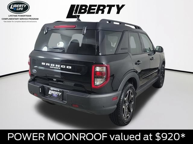 Certified 2023 Ford Bronco Sport Outer Banks w/ Tech Package AWD/4WD image 4