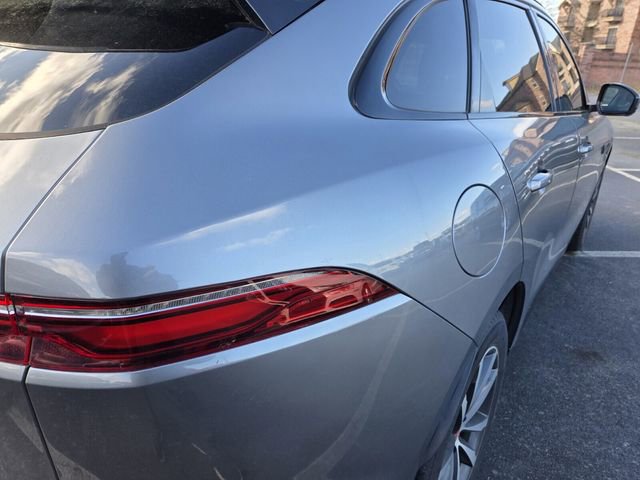 Used 2021 Jaguar F-PACE S image 7