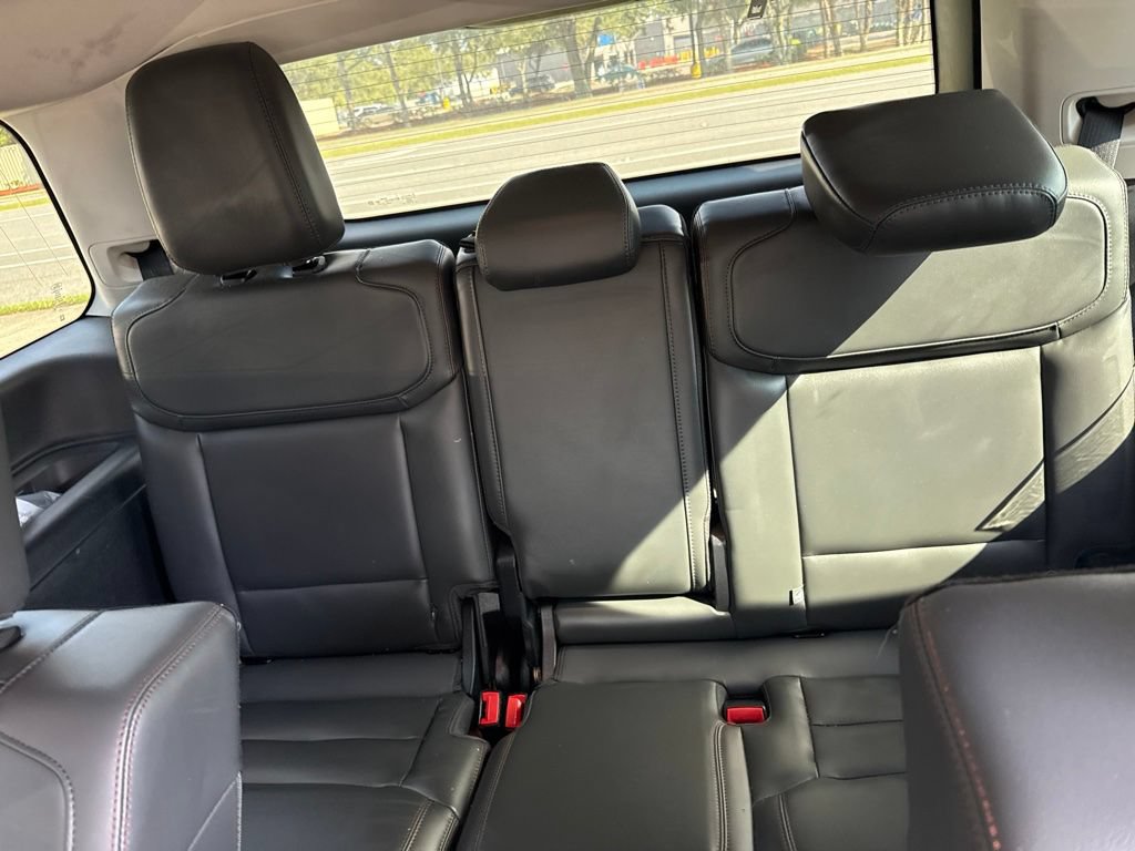 Certified 2025 Ford Expedition Active RWD image 11