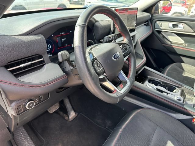 Certified 2025 Ford Explorer ST AWD/4WD image 24