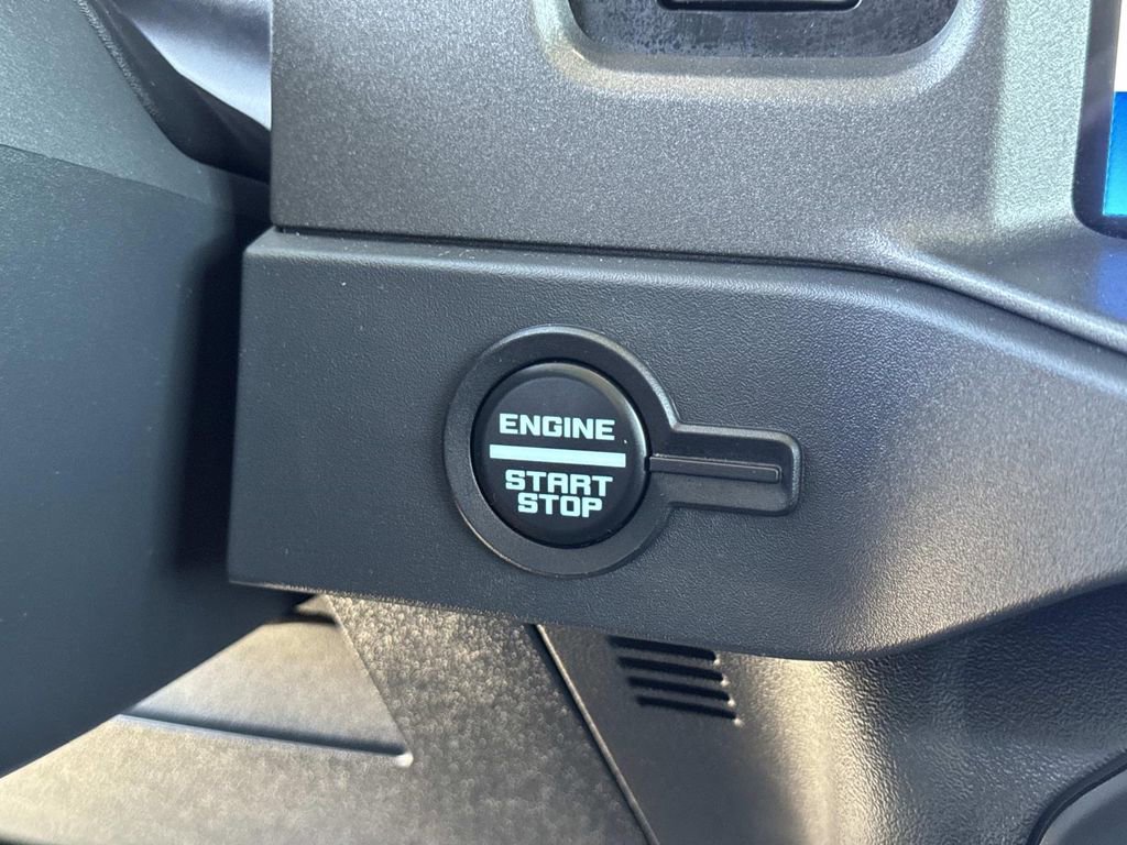 Certified 2025 Ford Bronco Badlands AWD/4WD image 18