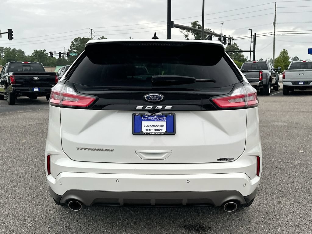 Certified 2021 Ford Edge Titanium w/ Equipment Group 301A FWD image 15