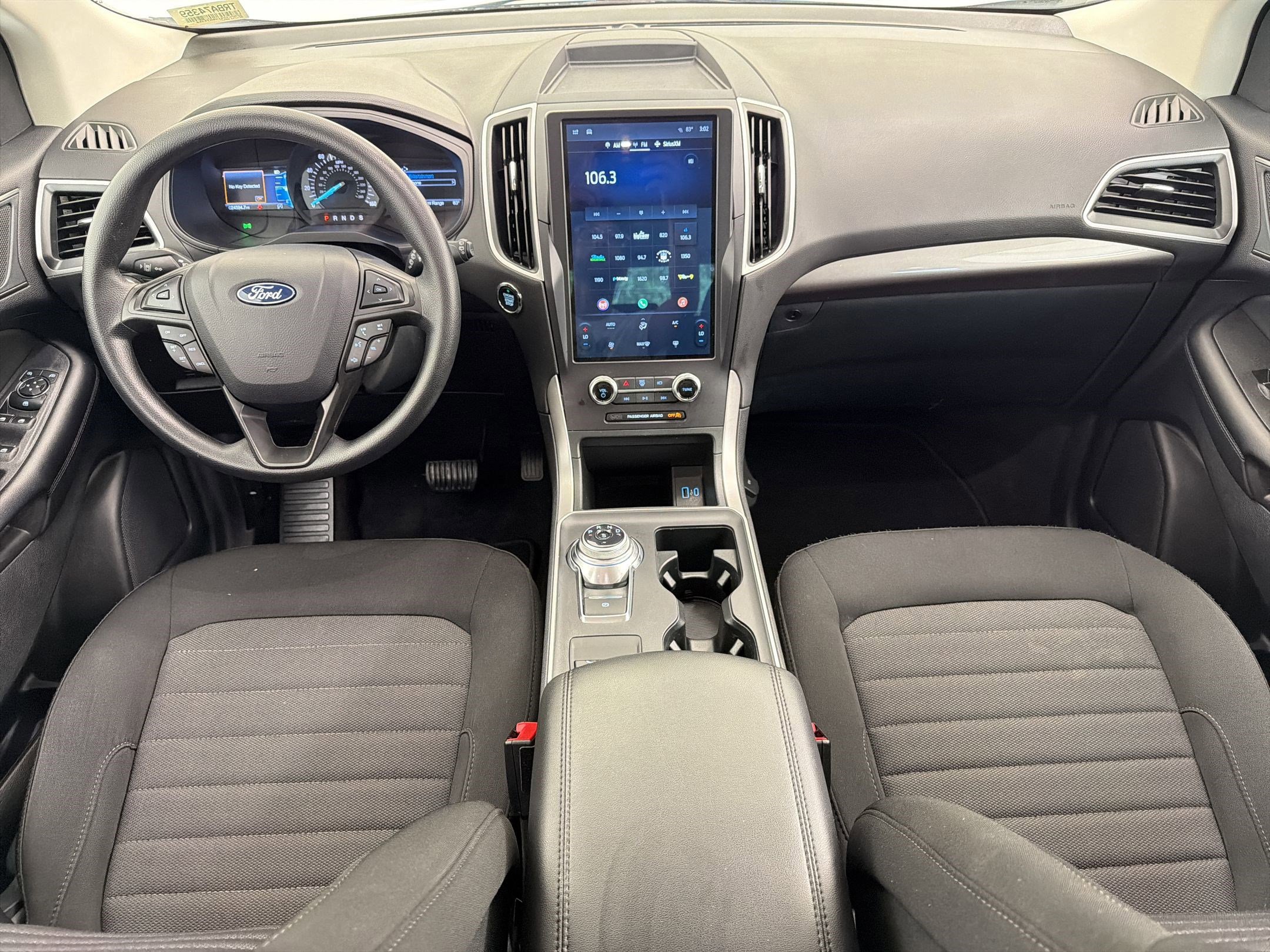 Certified 2024 Ford Edge SE w/ Black Appearance Package image 16