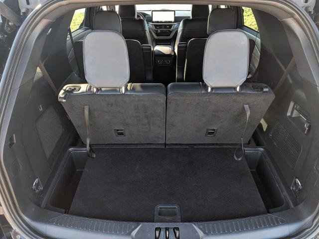 Certified 2025 Ford Explorer ST-Line AWD/4WD image 28