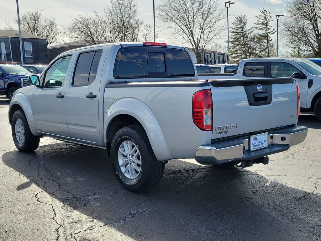 Used 2017 Nissan Frontier SV image 3