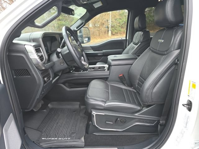 Certified 2025 Ford F250 Platinum AWD/4WD image 4