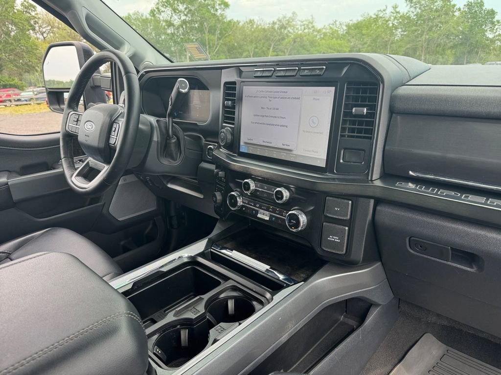 Certified 2024 Ford F250 Lariat w/ Lariat Ultimate Package AWD/4WD image 23