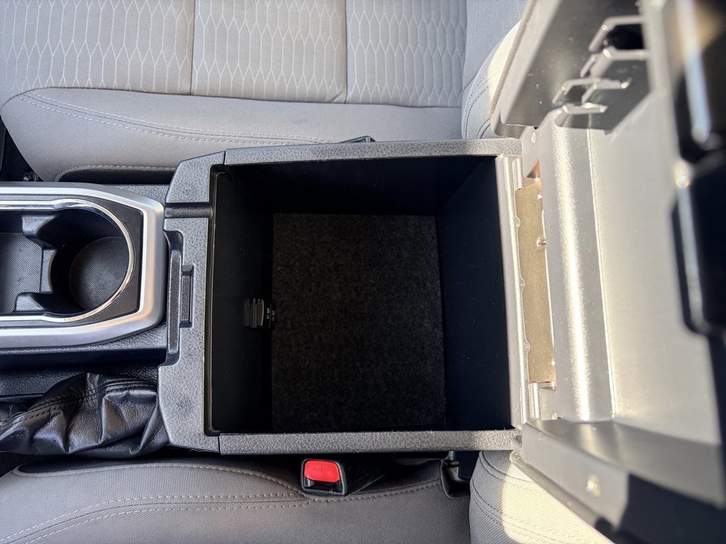 Used 2019 Toyota Tacoma SR5 image 16