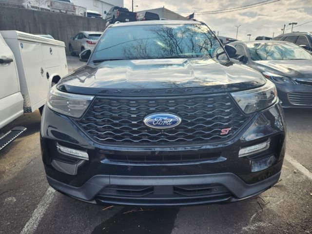Certified 2020 Ford Explorer ST w/ ST Street Pack image 2
