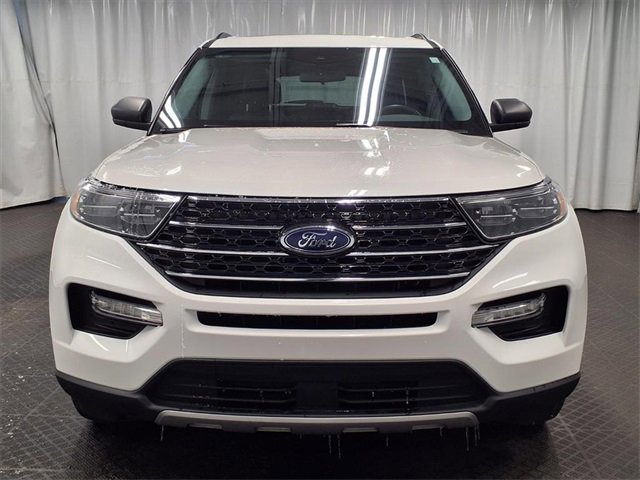 Certified 2023 Ford Explorer XLT w/ Equipment Group 202A image 6