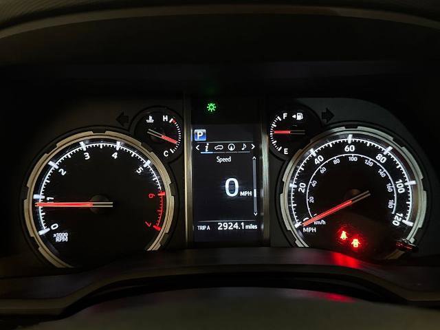 Used 2020 Toyota 4Runner TRD Off-Road image 23