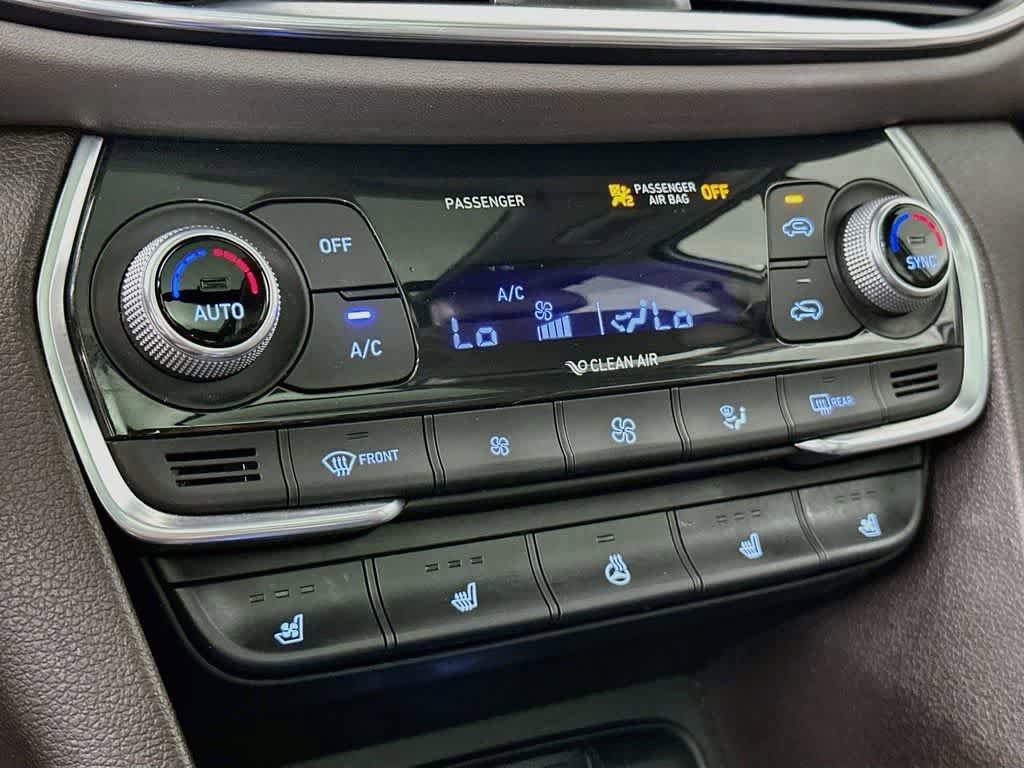 Used 2019 Hyundai Santa Fe FWD image 18