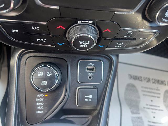 Used 2018 Jeep Compass Trailhawk w/ Leather Interior Group AWD/4WD image 33