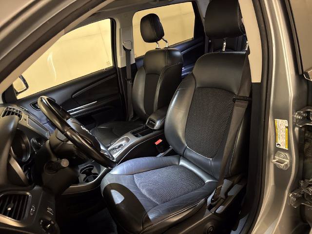 Used 2020 Dodge Journey Crossroad FWD image 18