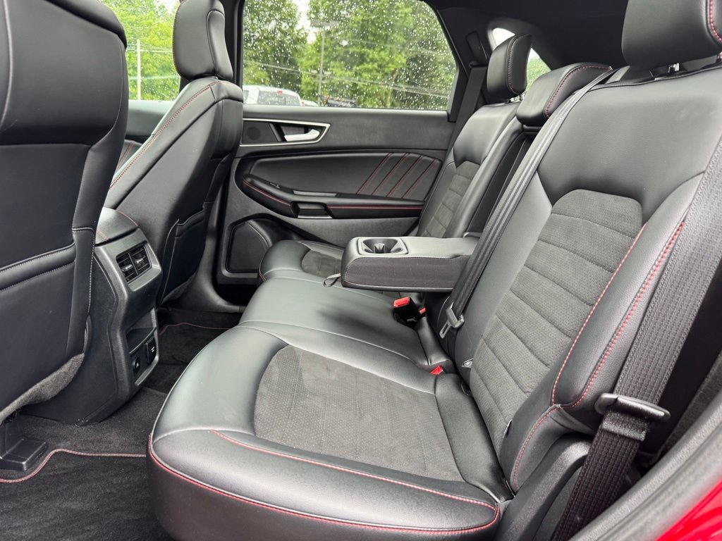 Certified 2024 Ford Edge ST-Line AWD/4WD image 23