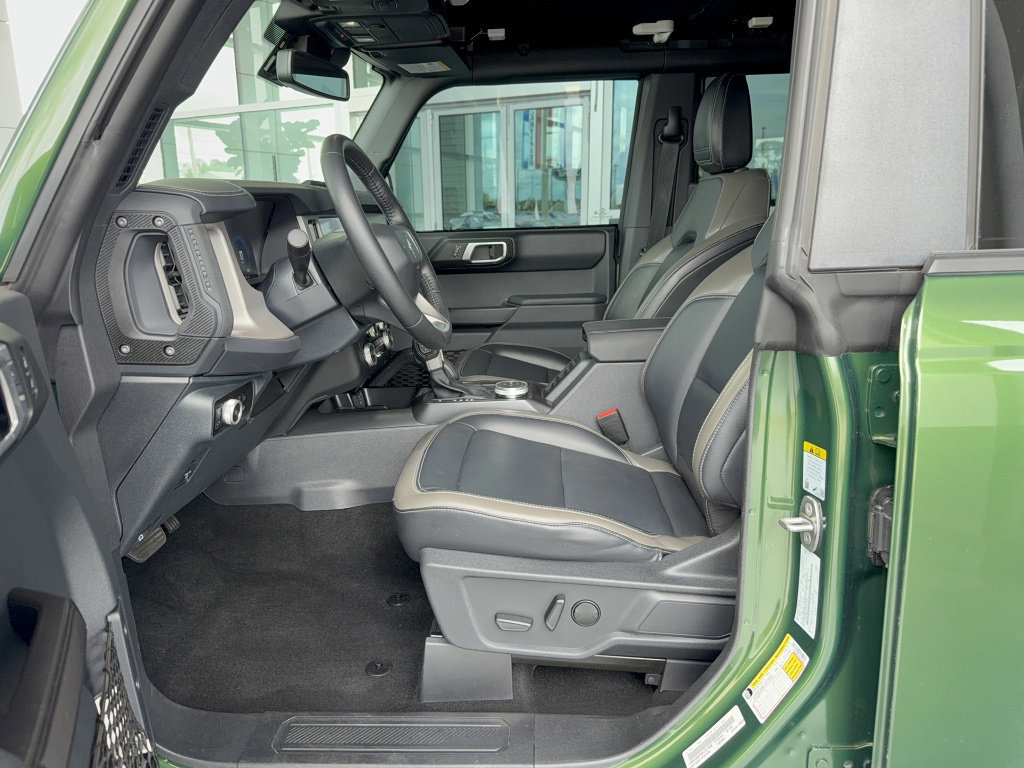 Certified 2025 Ford Bronco Outer Banks w/ Sasquatch Package image 12