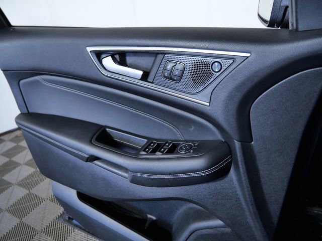 Certified 2024 Ford Edge Titanium w/ Equipment Group 301A image 27