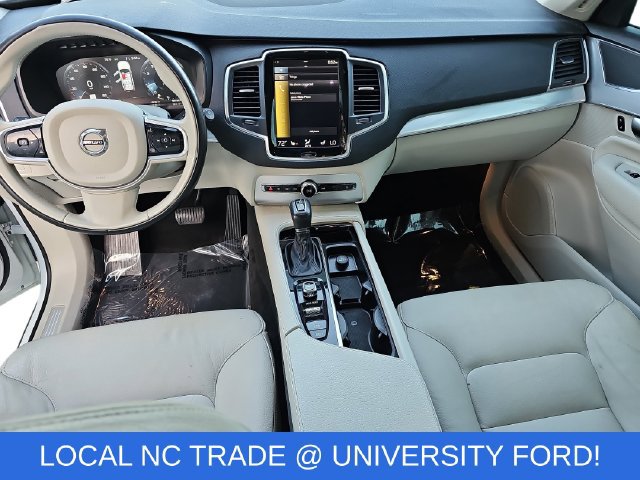Used 2017 Volvo XC90 T6 Momentum w/ Vision Package AWD/4WD image 9