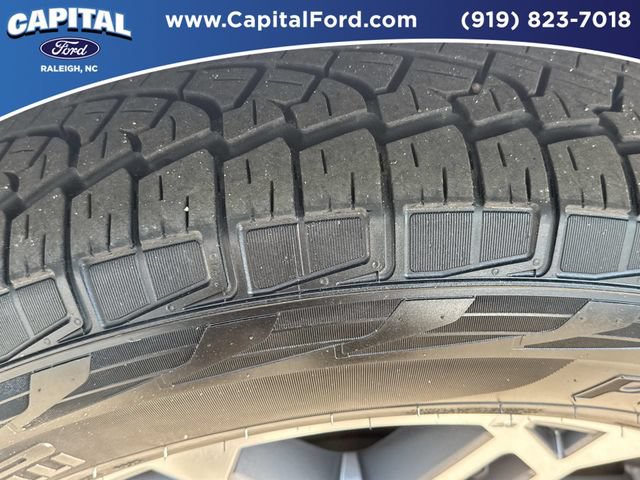 Certified 2025 Ford Expedition Active AWD/4WD image 14