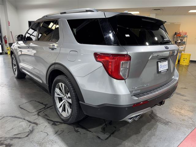 Certified 2020 Ford Explorer Platinum w/ Premium Technology Package AWD/4WD image 9