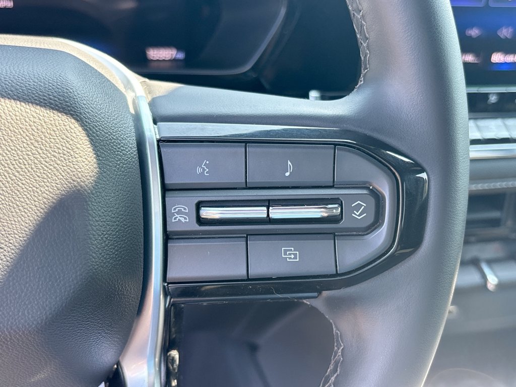 Used 2024 Chevrolet Colorado LT w/ LT Convenience Package RWD image 29