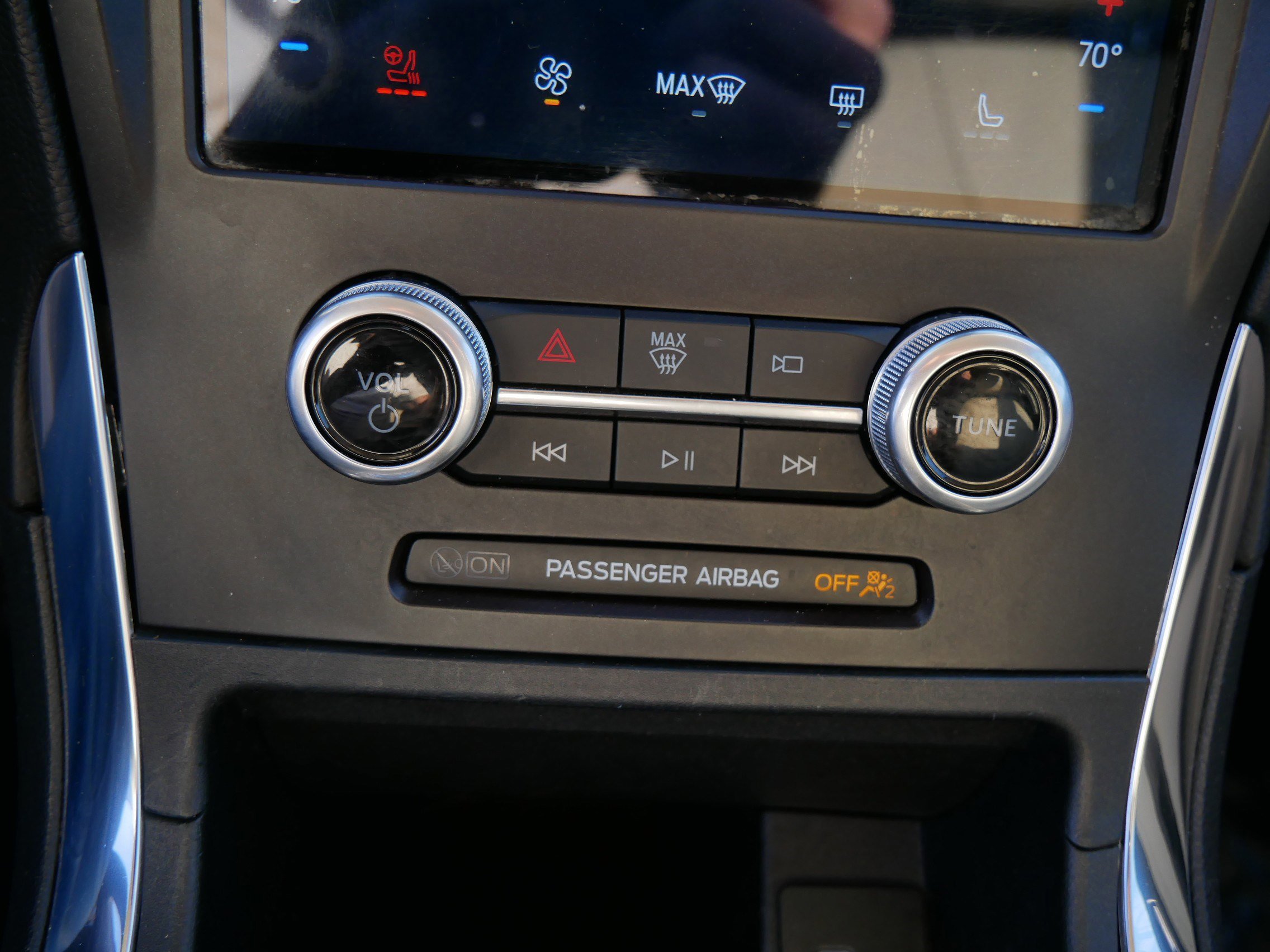 Certified 2021 Ford Edge Titanium w/ Cargo Accessory Package image 33