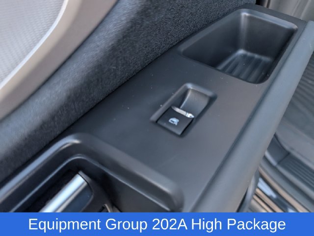 Certified 2025 Ford Expedition Active AWD/4WD image 15