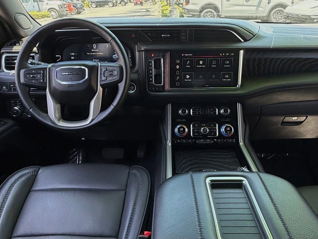 Used 2024 GMC Yukon Denali AWD/4WD image 26
