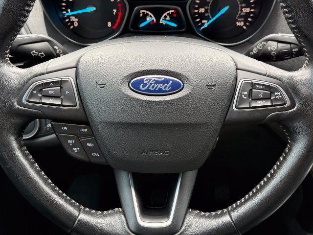 Certified 2019 Ford Escape SE FWD image 27