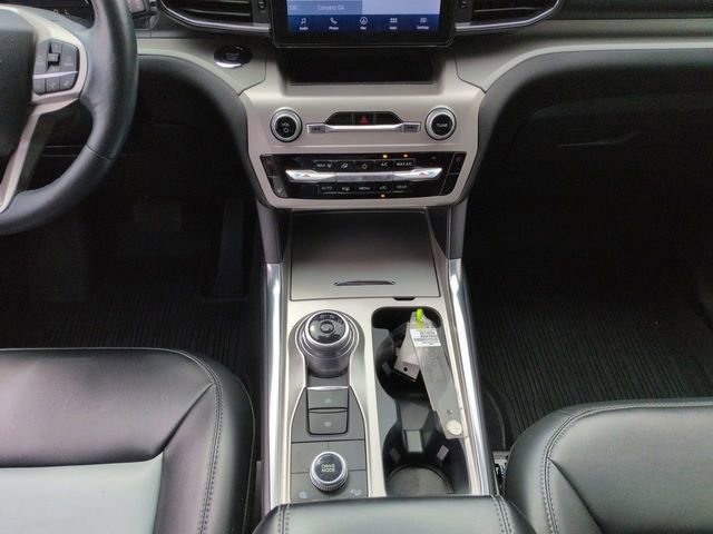 Certified 2022 Ford Explorer XLT w/ Equipment Group 202A image 23