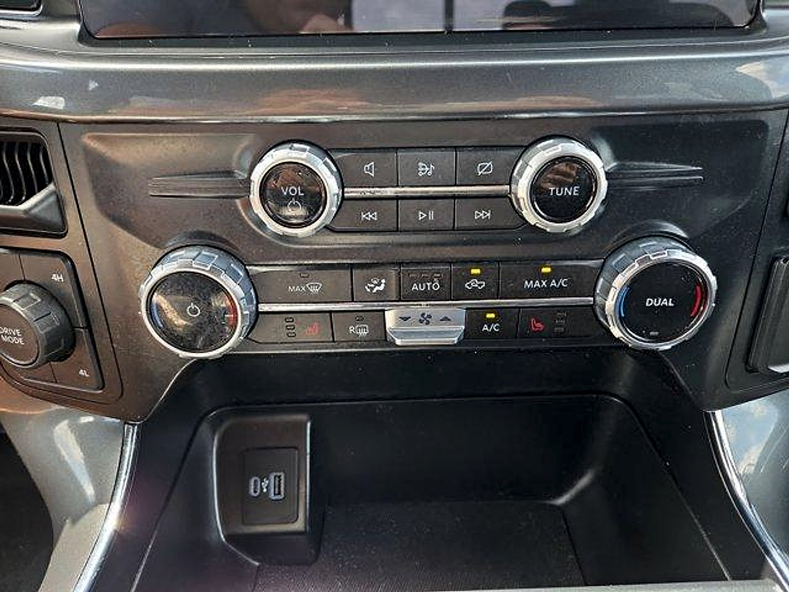 Certified 2023 Ford F150 XLT w/ Equipment Group 302A High AWD/4WD image 20