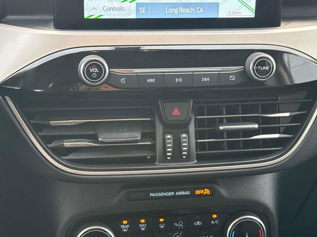 Certified 2022 Ford Escape SEL image 18